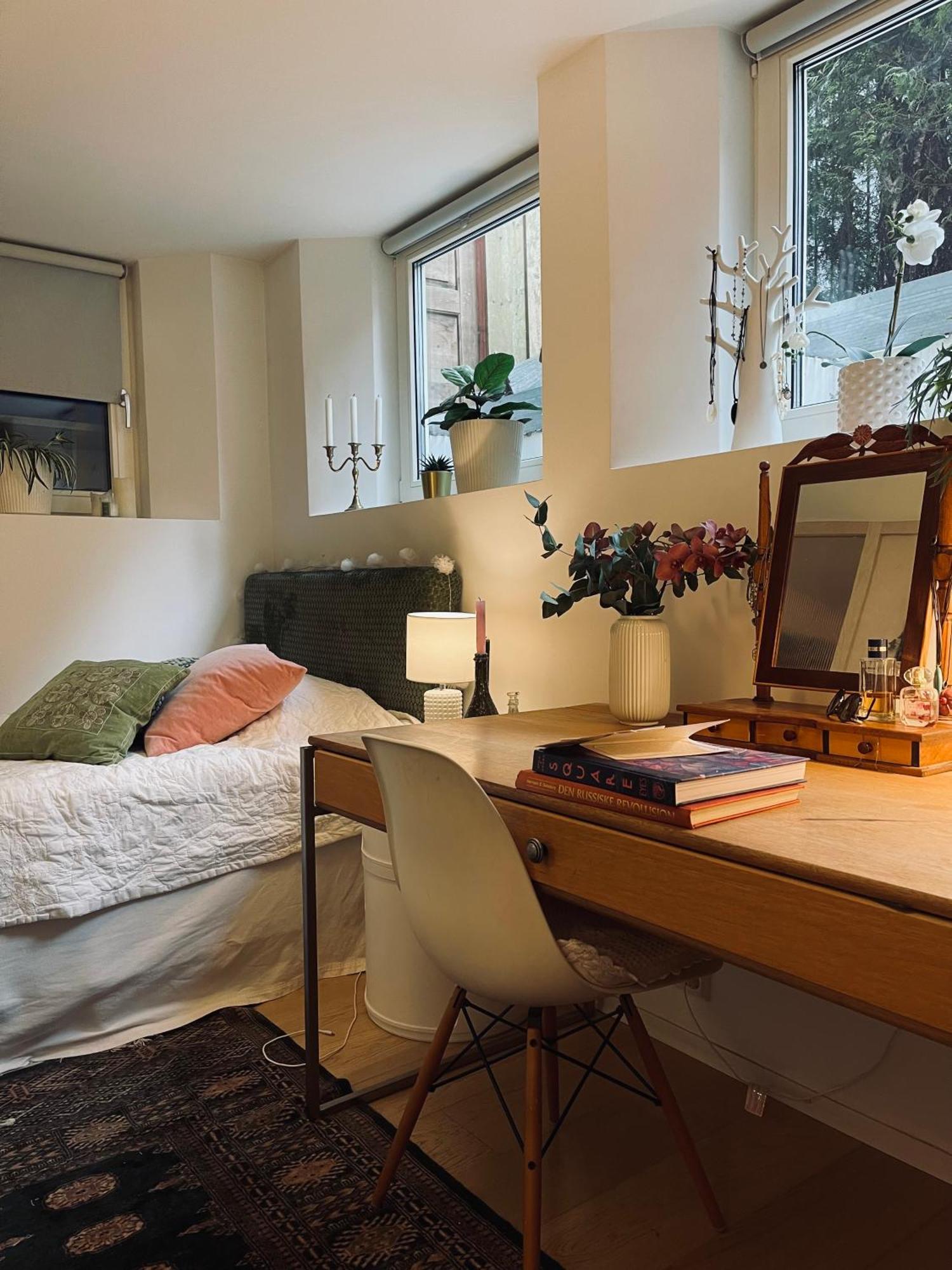Comfortable And Private In A Charming House